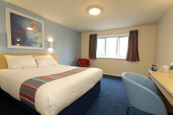 Travelodge Swansea M4 Номер фото